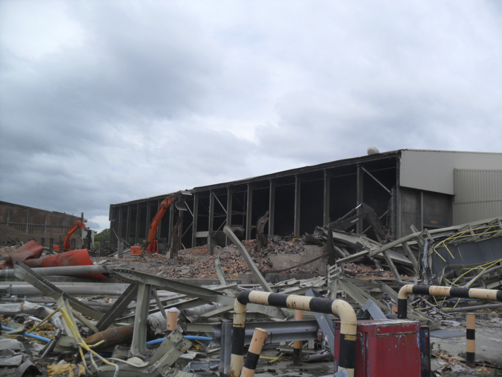 6 Waste Storage Building Removal Demolition Services in Cheshire